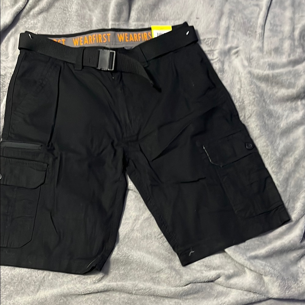 Black Cargo Shorts with Durable Fabric and Relaxed Fit
